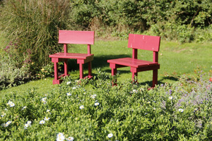 Różowe krzesła